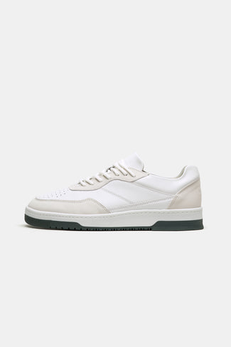 Lakes * The Classic Sneakers